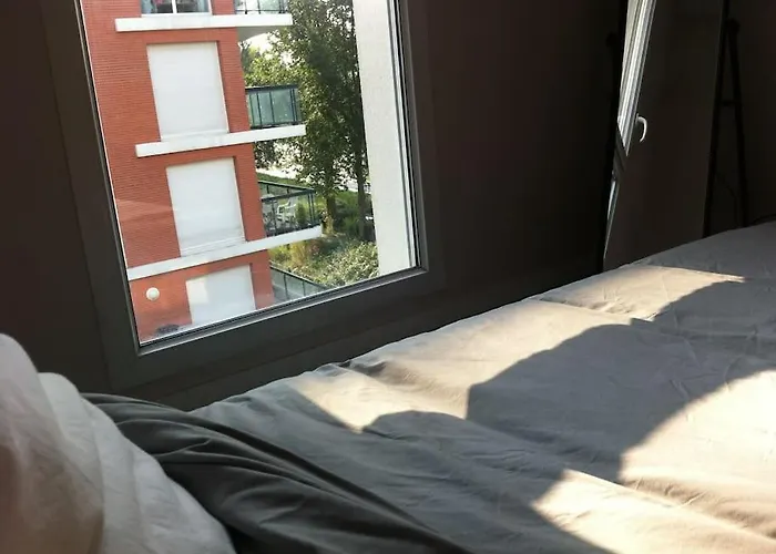 4 Pieces Au Stade De France 80 M2